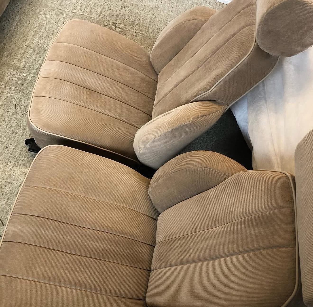 Sièges Renault 5 Alpine Turbo – Beige - Image 3